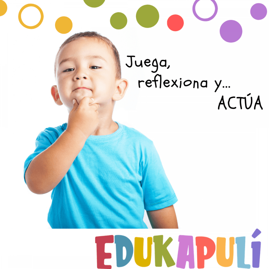 niño con mano en la barbilla